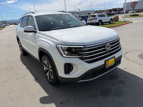 New 2026 Volkswagen Atlas SE FWD image 9