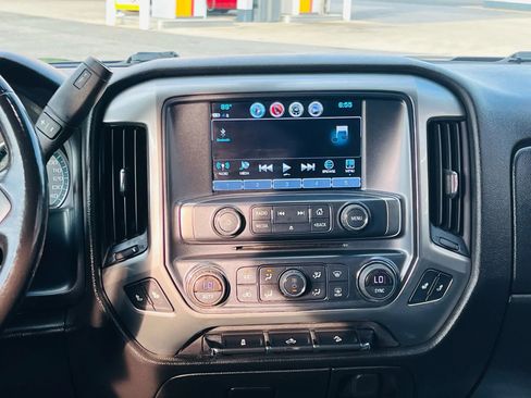 Used 2019 Chevrolet Silverado 1500 LT Z71 w/ All Star Edition image 17