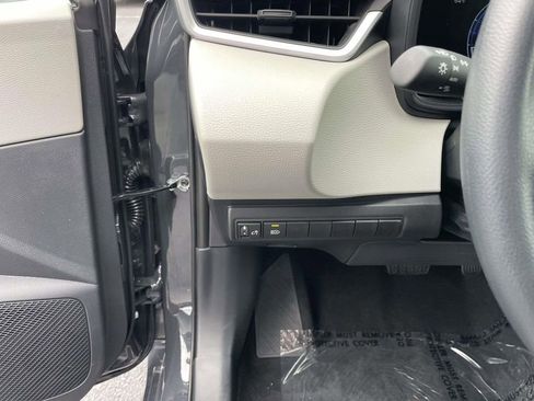 New 2026 Toyota Corolla LE image 31