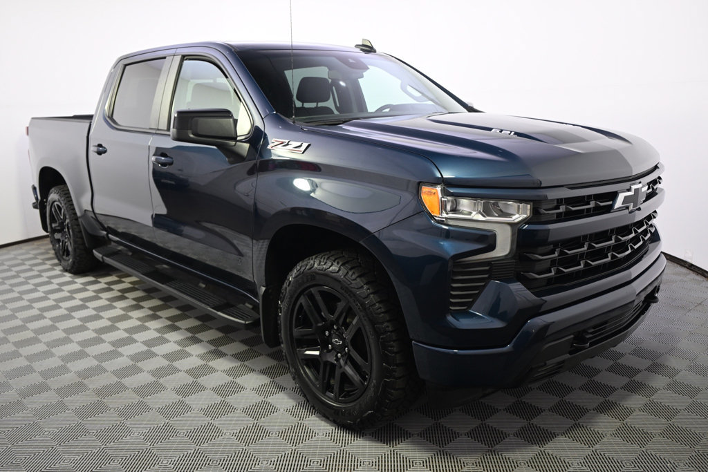 Used 2023 Chevrolet Silverado 1500 RST w/ True North Edition Plus AWD/4WD image 8