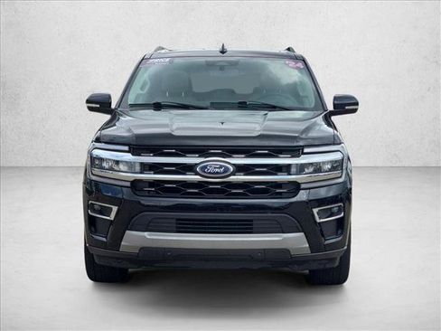 Used 2024 Ford Expedition Limited RWD image 2