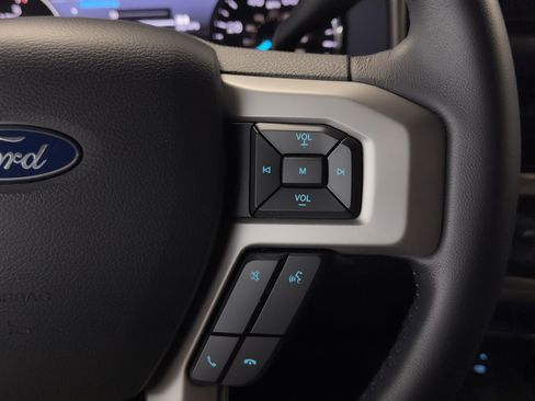 Used 2022 Ford F250 Lariat w/ Tremor Off-Road Package image 22