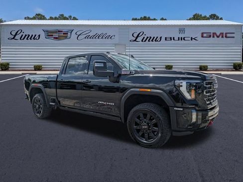Used 2024 GMC Sierra 2500 AT4 w/ AT4 Premium Plus Package AWD/4WD image 2