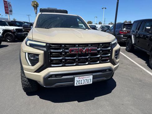 Used 2023 GMC Canyon AT4 w/ LPO, Skid Plate Package AWD/4WD image 5