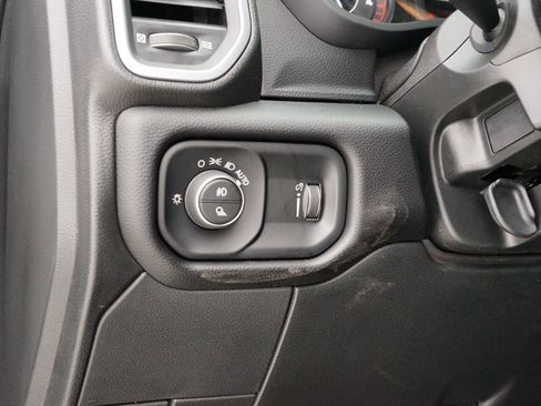 Used 2024 RAM 2500 Big Horn image 18