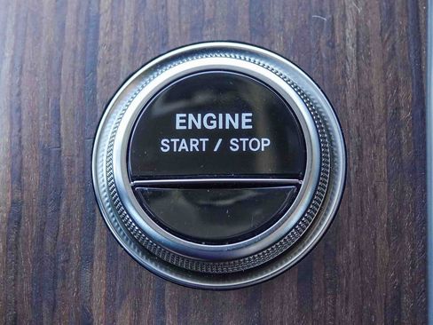 Certified 2025 Mercedes-Benz GLC 350e 4MATIC image 22