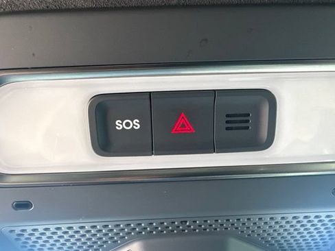 Used 2022 Rivian R1T Adventure AWD/4WD image 42