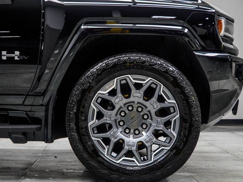 Used 2025 GMC Hummer EV 3X AWD/4WD image 10