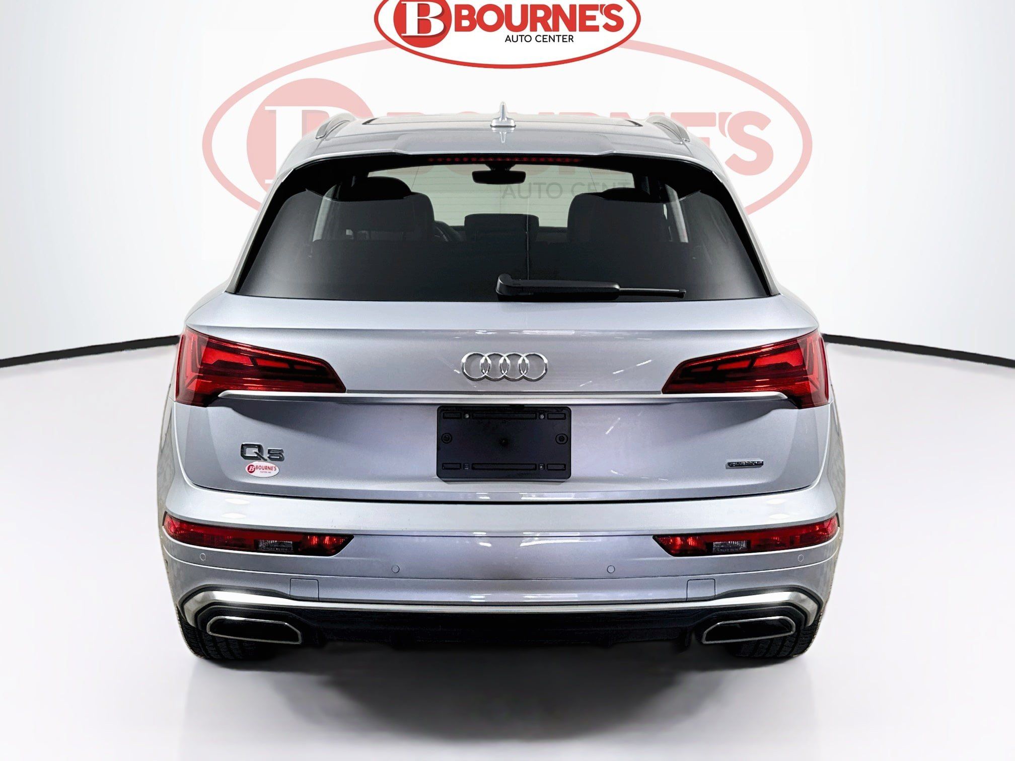Used 2023 Audi Q5 e Premium Plus w/ Premium Plus Package AWD/4WD image 10