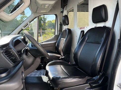 Used 2020 Ford Transit 250 Medium Roof RWD image 16