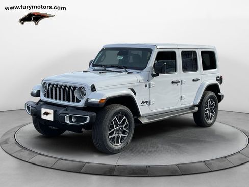 New 2026 Jeep Wrangler Sahara image 7