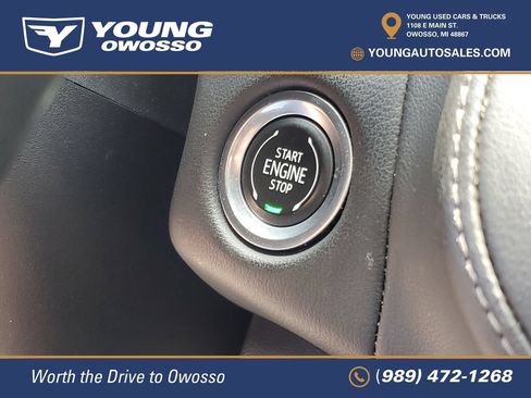 Used 2023 Chevrolet Tahoe Z71 w/ Luxury Package AWD/4WD image 17