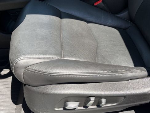 Used 2019 Cadillac XT5 Luxury FWD image 14