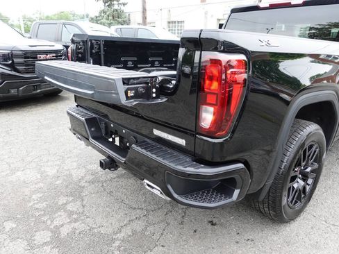 Used 2023 GMC Sierra 1500 Elevation w/ X31 Off-Road Package AWD/4WD image 26