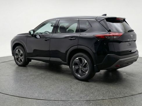 Used 2025 Nissan Rogue SV FWD image 6