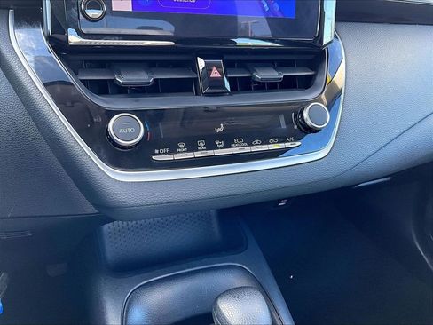Used 2024 Toyota Corolla LE FWD image 25