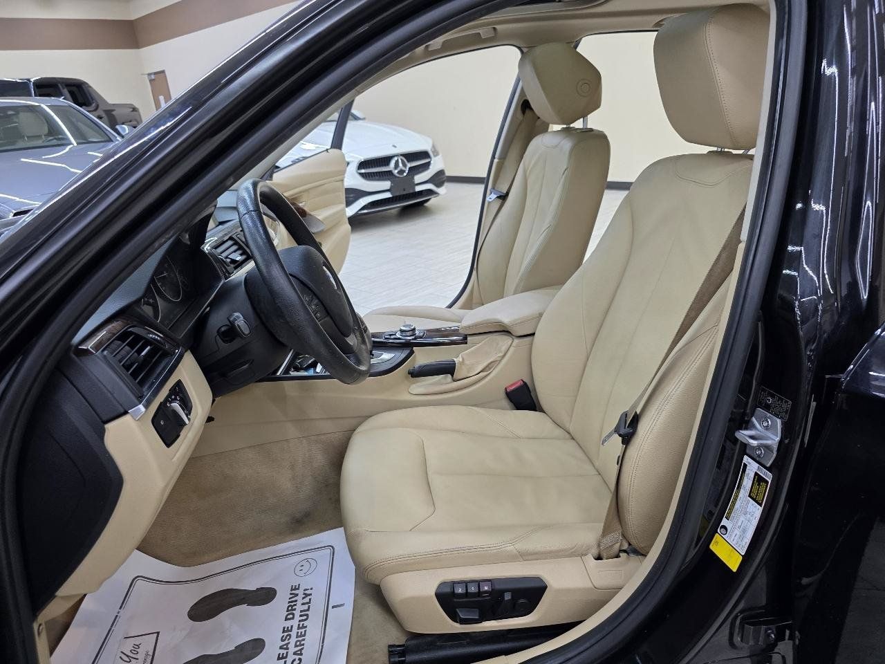 Used 2013 BMW 328i Sedan RWD image 17