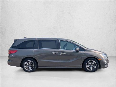 Used 2019 Honda Odyssey Touring image 4
