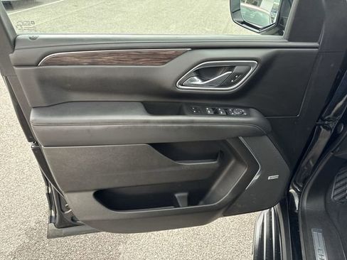 Used 2021 Chevrolet Suburban LT w/ LT Signature Package AWD/4WD image 22
