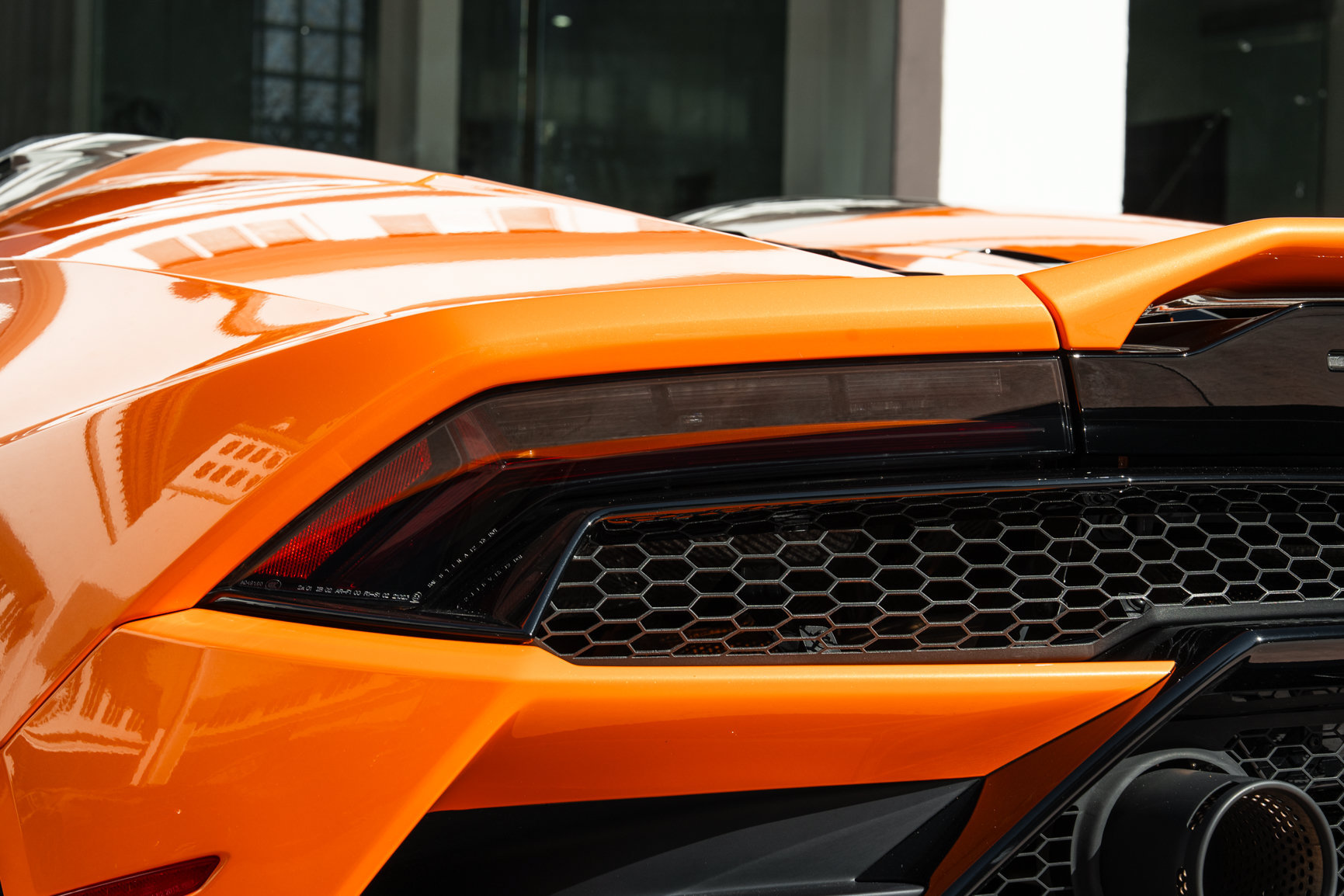 Used 2020 Lamborghini Huracan EVO RWD image 17