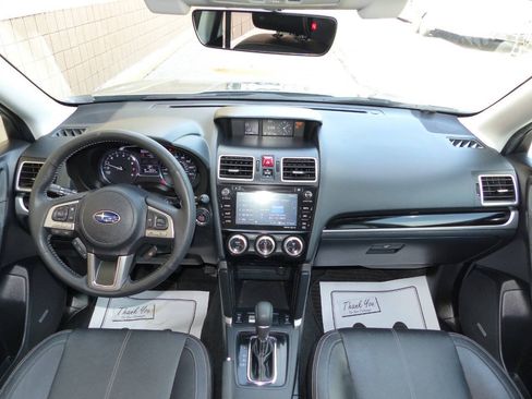 Used 2017 Subaru Forester 2.5i Touring AWD/4WD image 24