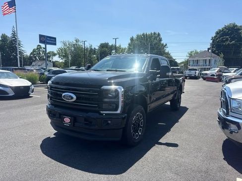 New 2026 Ford F250 Platinum AWD/4WD image 1