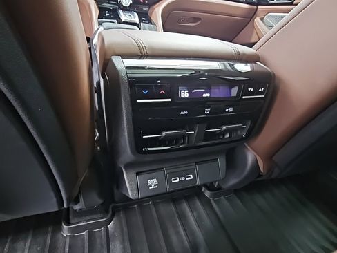 Used 2023 Acura MDX FWD w/ Technology Package image 33