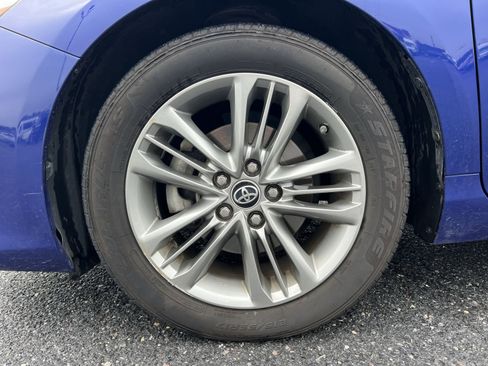 Used 2016 Toyota Camry SE FWD image 12