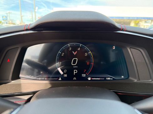 Used 2024 Chevrolet Corvette Stingray Preferred Cpe w/ Z51 Performance Package image 17