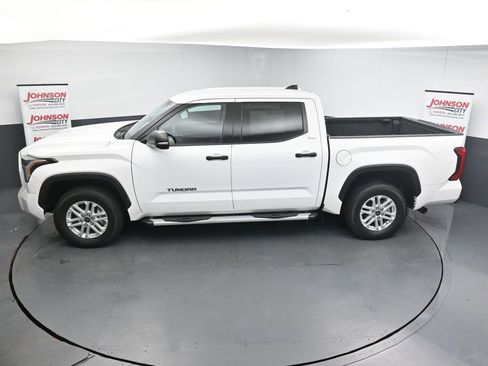 Used 2023 Toyota Tundra SR5 w/ SR5 Convenience Package AWD/4WD image 30