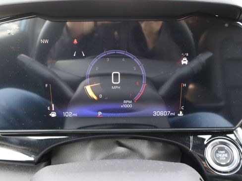 Used 2025 Chevrolet Trax RS w/ Driver Confidence Package image 24