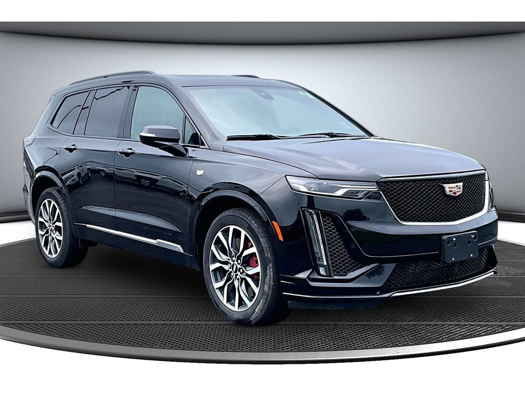 Used 2024 Cadillac XT6 Sport w/ LPO, Floor Liner Package AWD/4WD image 2