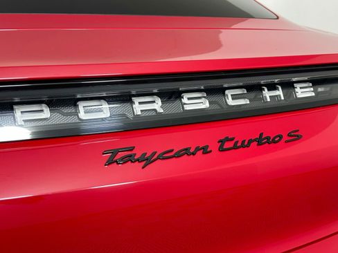 Used 2024 Porsche Taycan 4S w/ Premium Package image 14