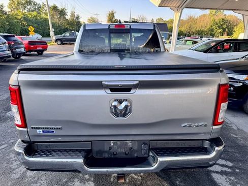 Used 2022 RAM 1500 Big Horn AWD/4WD image 4