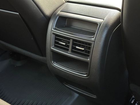 Used 2021 Cadillac XT5 Premium Luxury image 32