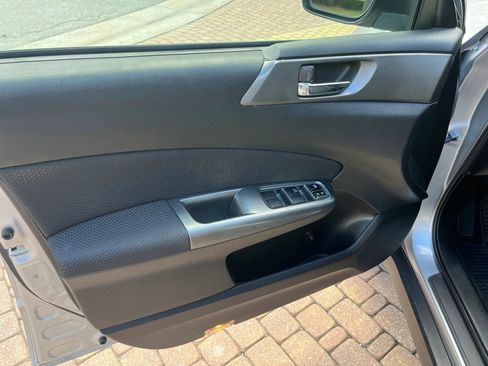 Used 2013 Subaru Forester 2.5X Premium w/ Popular Pkg 1 image 14