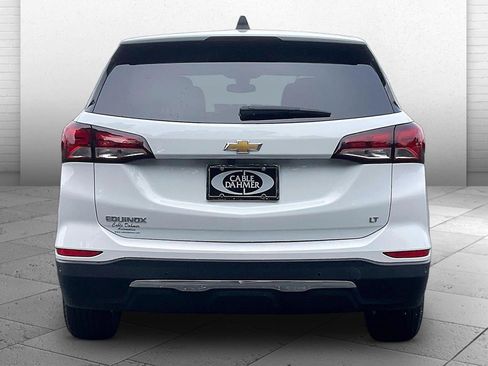 Used 2024 Chevrolet Equinox LT FWD image 3