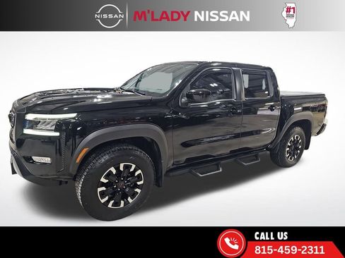 Used 2022 Nissan Frontier PRO-4X w/ Technology Package image 3