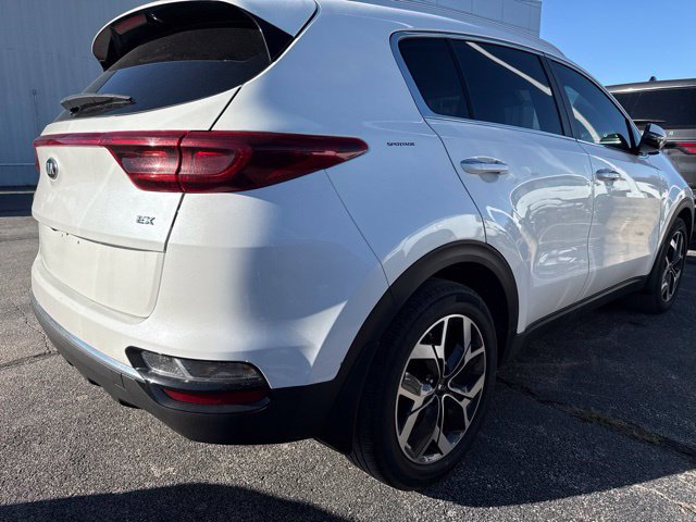 Used 2020 Kia Sportage EX FWD image 2