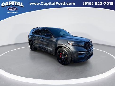 Used 2020 Ford Explorer ST w/ ST Street Pack image 2