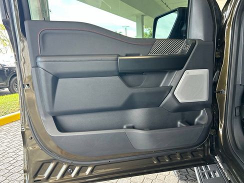 Used 2025 Ford F150 Raptor AWD/4WD image 39