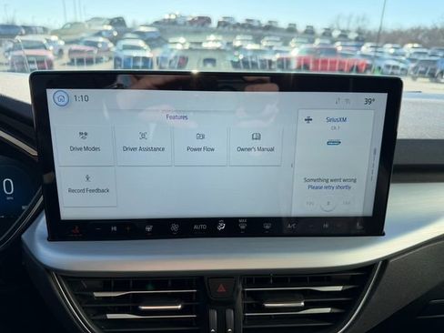 Used 2024 Ford Escape Platinum w/ Premium Technology Package image 27