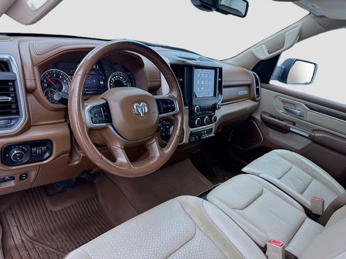 Used 2019 RAM 1500 Laramie image 7