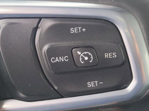 Used 2021 Jeep Wrangler Unlimited Sahara image 18