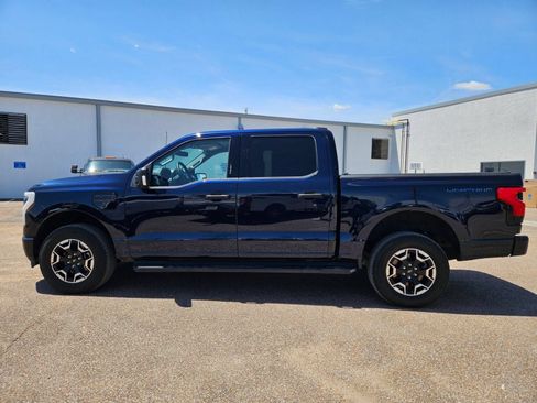 Used 2023 Ford F150 Lightning XLT AWD/4WD image 2