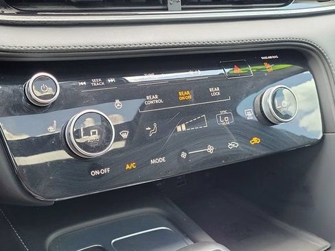Used 2025 INFINITI QX60 Pure AWD/4WD image 24
