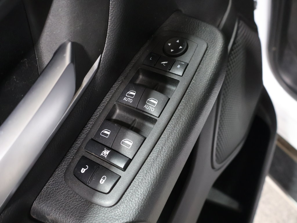 Used 2022 RAM 1500 Big Horn AWD/4WD image 15