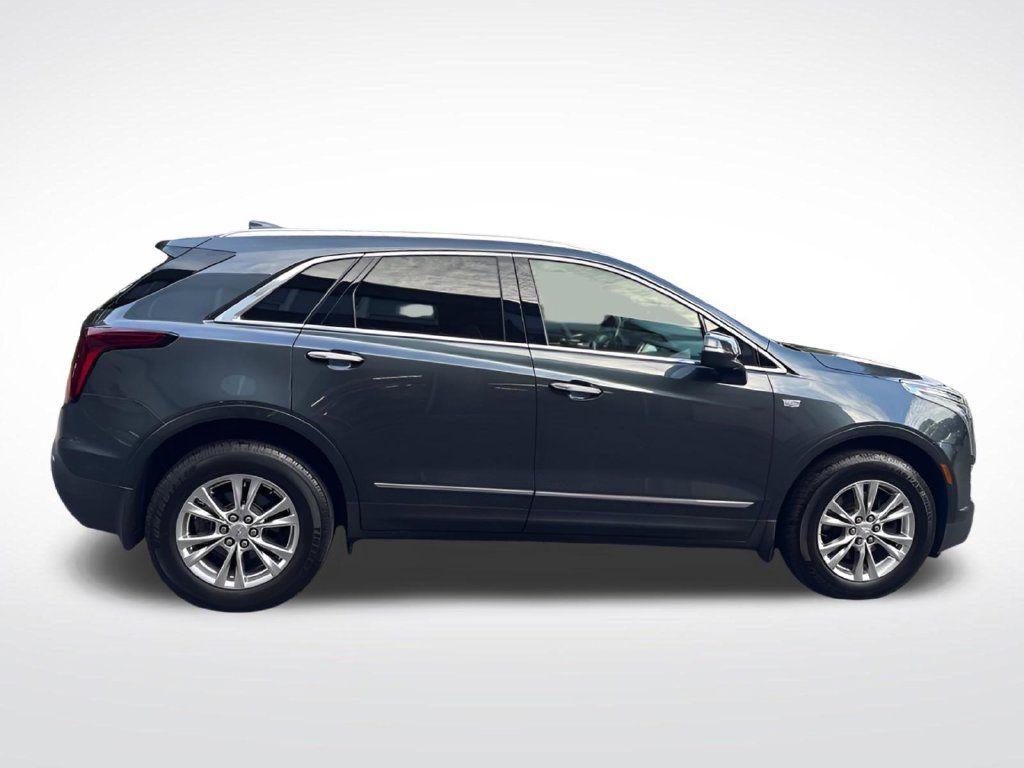 Used 2020 Cadillac XT5 Premium Luxury w/ LPO, Floor Liner Package AWD/4WD image 8