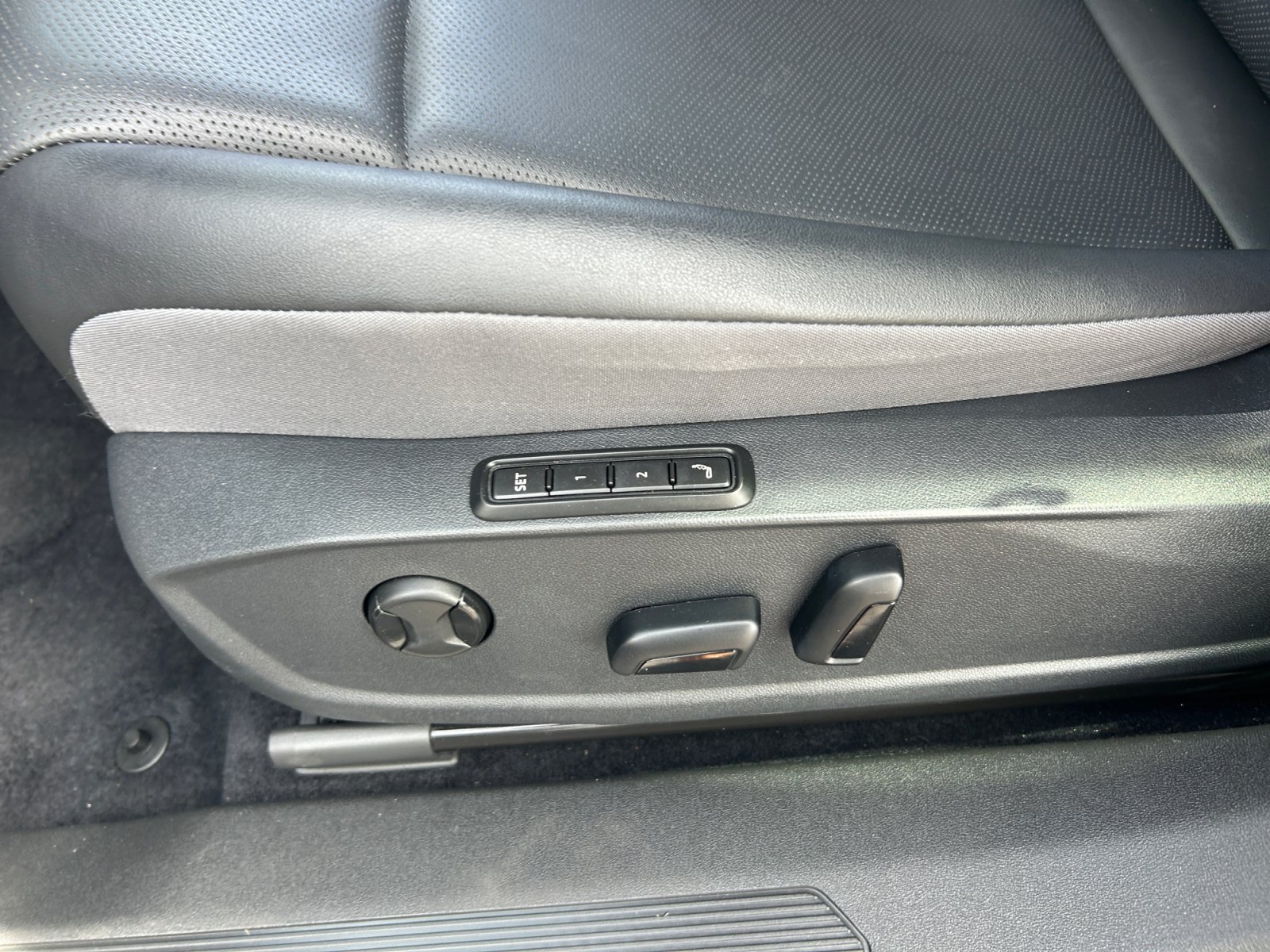 Certified 2023 Volkswagen ID.4 Pro S RWD image 14
