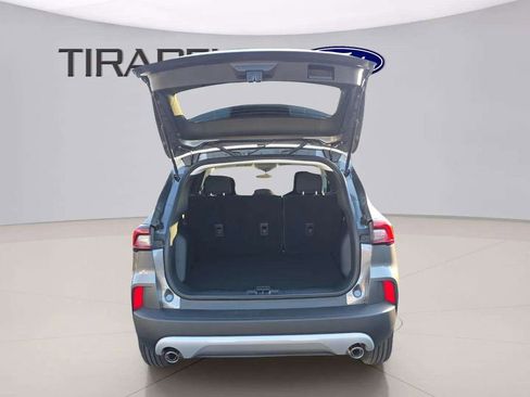 New 2026 Ford Escape Active image 9